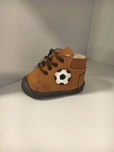 Maus Első lépés szőrmés cipő karamel focis fűzős